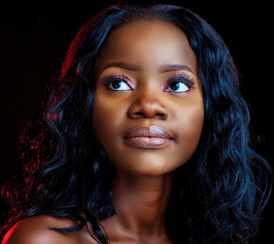 Girl with shoulder length synthetic hair