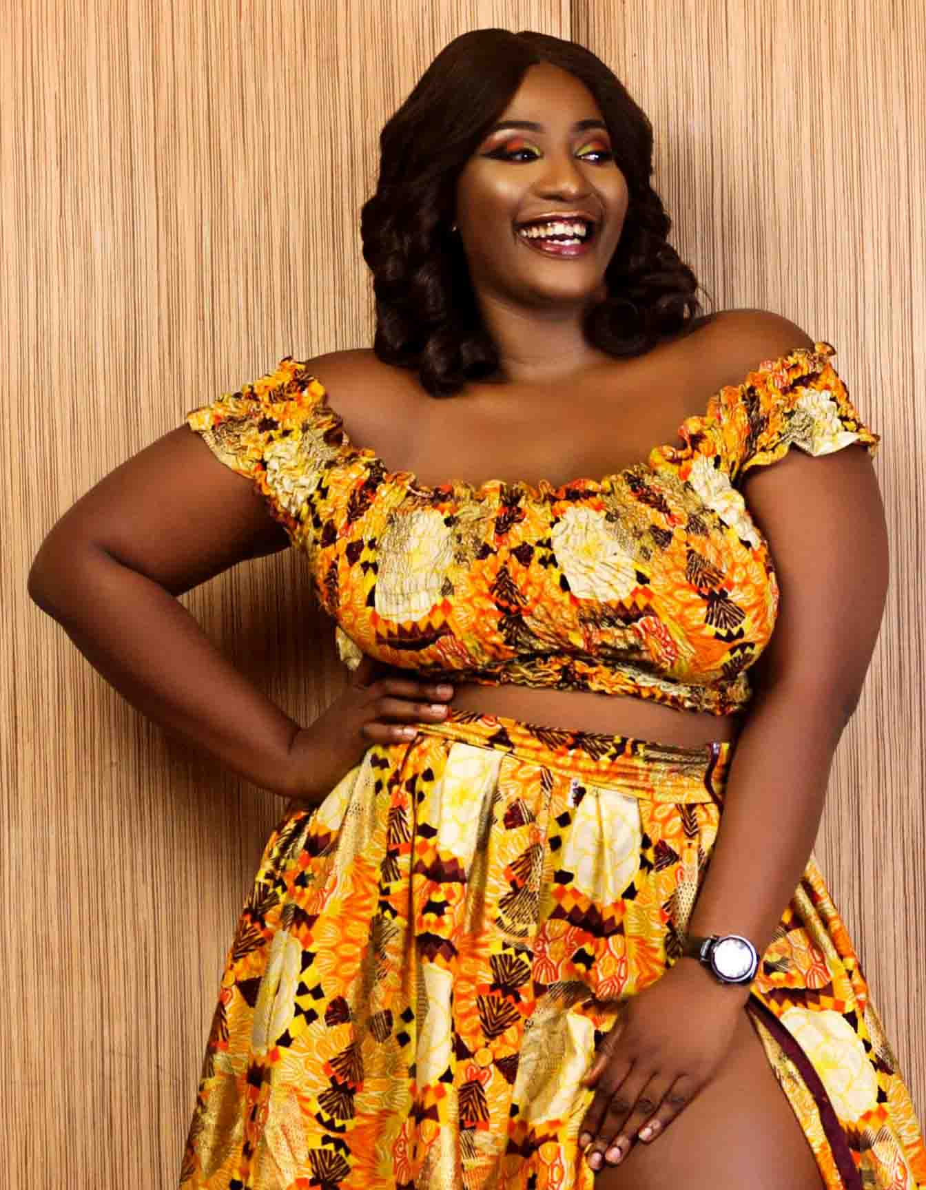 Woman with round shaped face