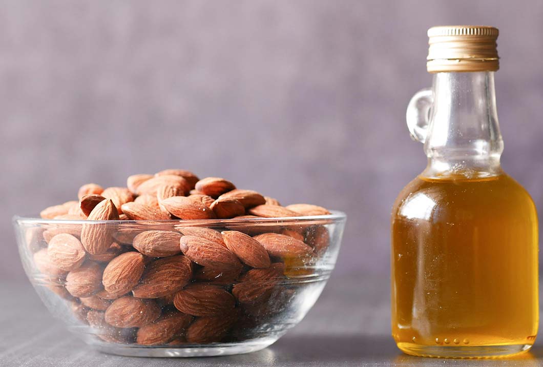 DIY Aloe & Almond Oil in a bottle to tame frizz